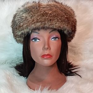 Jacquelyn Smith Hat (NWOT)